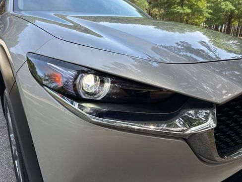 Used 2024 MAZDA CX-30 AWD 2.5 S w/ Premium Package image 9