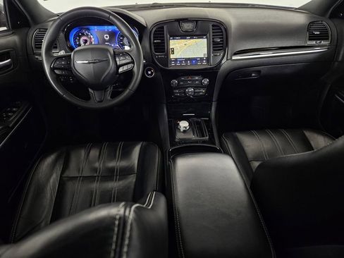 Used 2023 Chrysler 300 S image 8