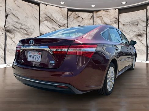 Used 2015 Toyota Avalon XLE Premium FWD image 5