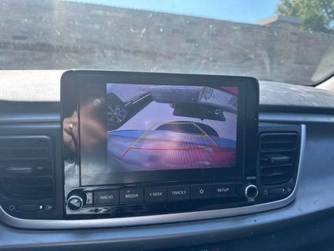 Used 2023 Kia Rio S FWD image 9