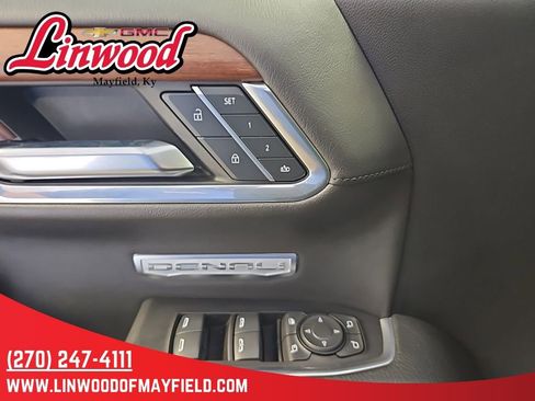 Used 2023 GMC Sierra 1500 Denali w/ Denali Reserve Package AWD/4WD image 17