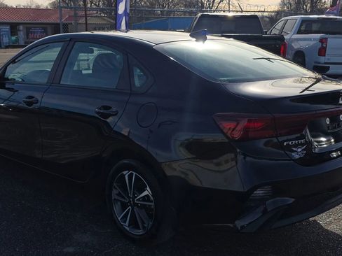 Used 2024 Kia Forte LXS FWD image 5