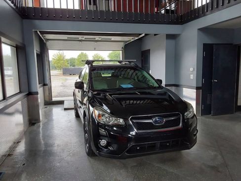 Used 2014 Subaru Crosstrek 2.0i Limited AWD/4WD image 7