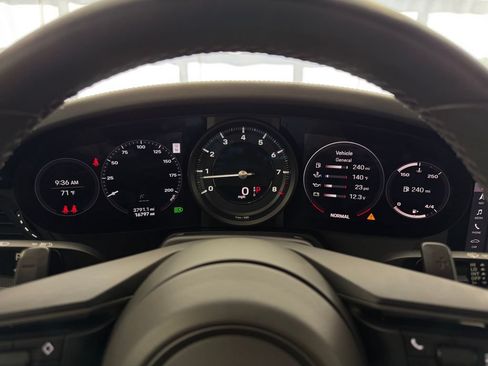 Certified 2021 Porsche 911 AWD/4WD image 21