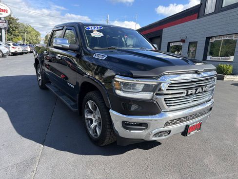 Used 2022 RAM 1500 Laramie AWD/4WD image 7