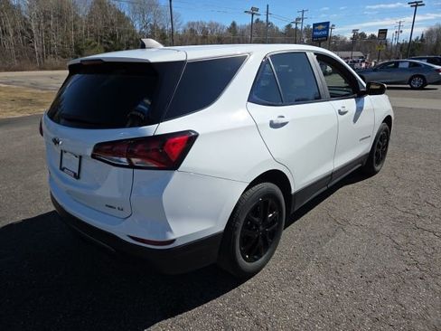 Used 2024 Chevrolet Equinox LT w/ LPO, Floor Liner Package image 25