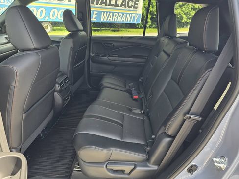 Used 2024 Honda Passport TrailSport image 11