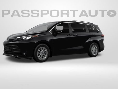 New 2026 Toyota Sienna XLE FWD image 2