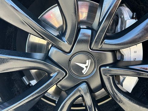 Used 2021 Tesla Model 3 Long Range AWD/4WD image 15