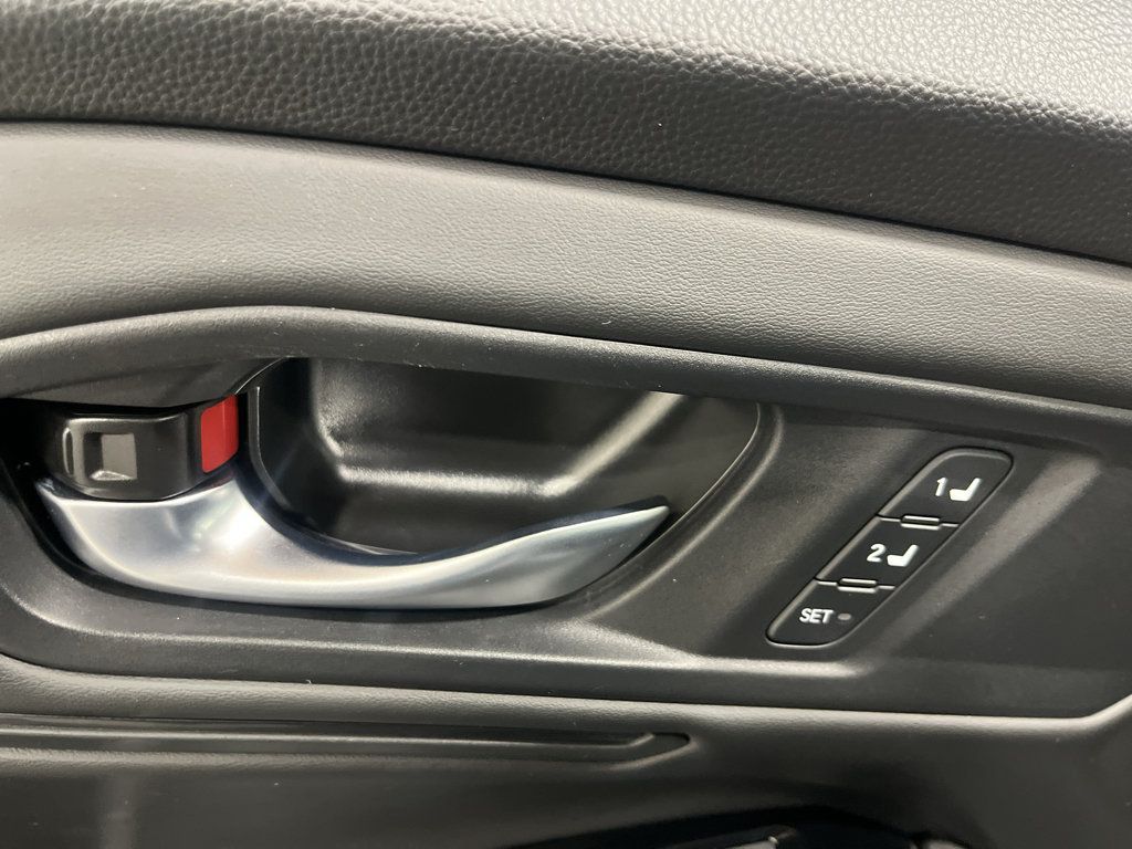 Used 2025 Honda Accord Touring image 28