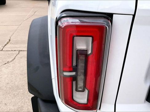 Used 2024 Ford Bronco Wildtrak AWD/4WD image 32