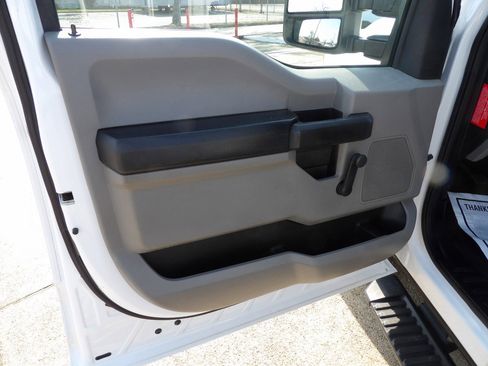 Used 2017 Ford F250 XL image 6