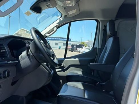New 2026 Ford Transit 250 Low Roof RWD image 14