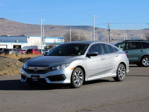 Used 2016 Honda Civic EX image 8