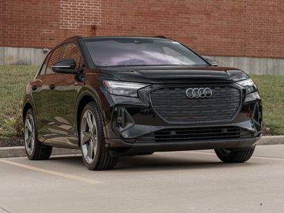 New 2025 Audi Q4 e-tron Premium Plus
