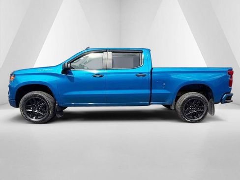 Used 2023 Chevrolet Silverado 1500 Custom AWD/4WD image 4
