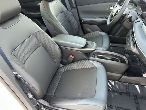 New 2026 Nissan Leaf Platinum+ w/ Cargo Package (Platinum+) image 10