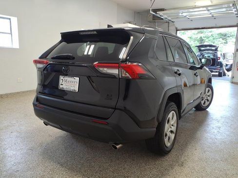 Used 2019 Toyota RAV4 LE w/ All Weather Liner Package AWD/4WD image 4