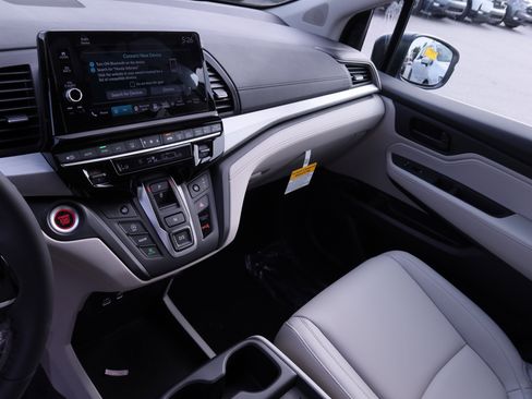New 2026 Honda Odyssey EX-L image 8