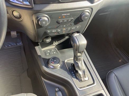 Used 2023 Ford Ranger Lariat w/ FX4 Off-Road Package image 17