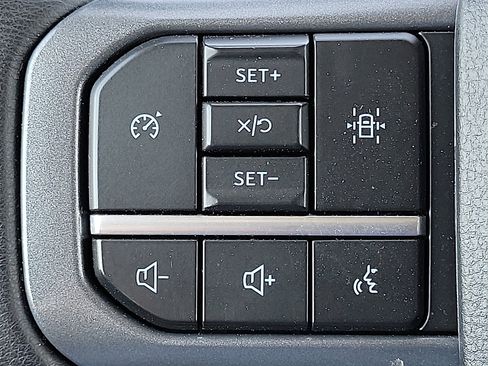 Used 2025 Ford F150 XLT w/ Equipment Group 301A Standard AWD/4WD image 17