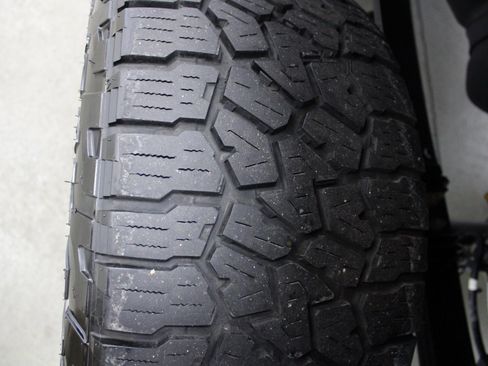 Used 2019 Ford F150 XLT w/ Equipment Group 301A Mid image 9