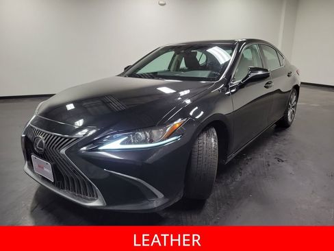 Used 2021 Lexus ES 350 w/ Premium Package image 4