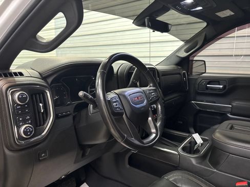 Used 2020 GMC Sierra 1500 AT4 w/ AT4 Premium Package AWD/4WD image 12
