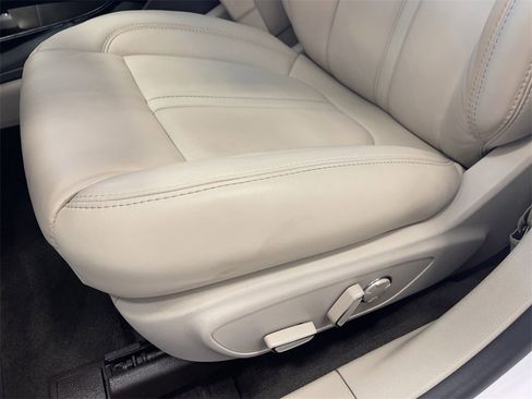 Used 2019 Lincoln MKZ Reserve w/ Reserve Plus Package image 15