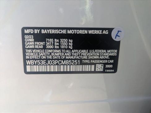Used 2023 BMW i7 xDrive60 image 25