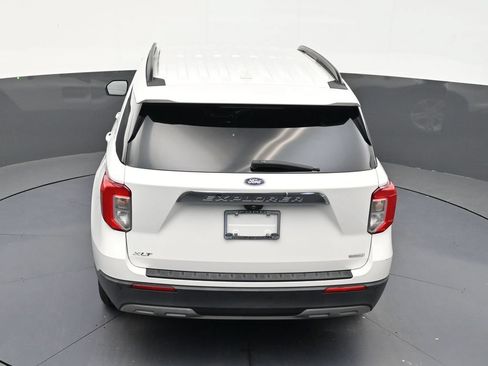 Used 2020 Ford Explorer XLT w/ Equipment Group 202A RWD image 15