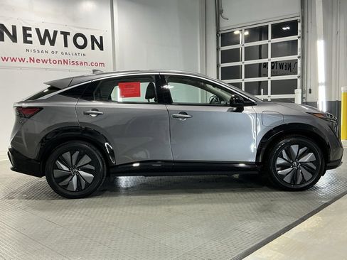 Used 2023 Nissan Ariya FWD image 41