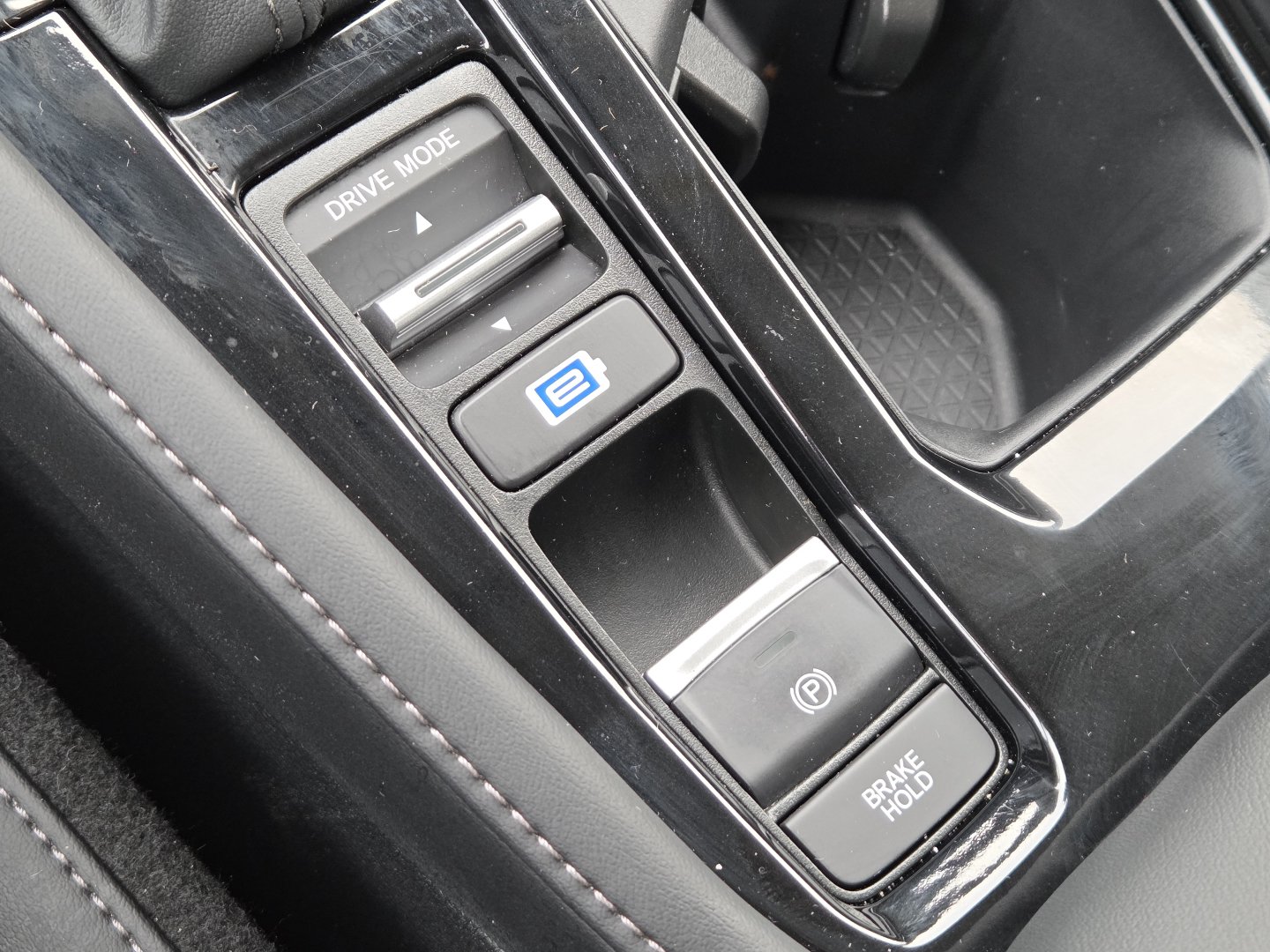 Used 2025 Honda Accord Touring image 32