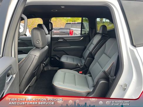 New 2026 GMC Acadia AT4 w/ Luxury Package image 12