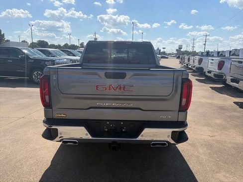 New 2026 GMC Sierra 1500 SLT w/ SLT Premium Package AWD/4WD image 5