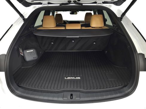 Used 2026 Lexus RX 350h w/ Convenience Package AWD/4WD image 8