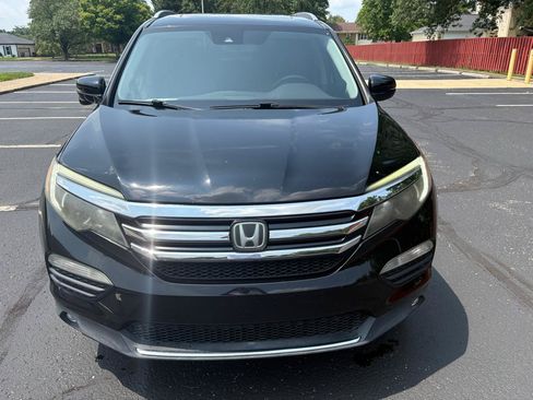 Used 2017 Honda Pilot Touring image 7