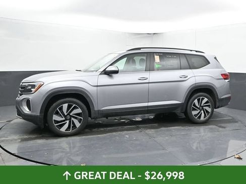 Used 2024 Volkswagen Atlas SE AWD/4WD image 8