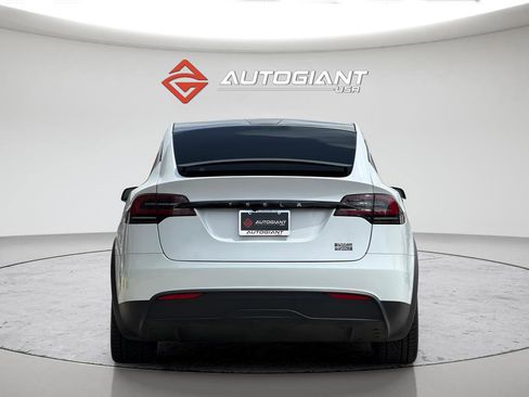 Used 2023 Tesla Model X Plaid image 10