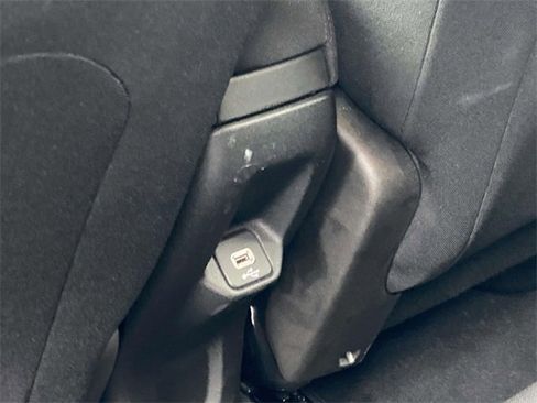 Used 2020 Jeep Renegade Latitude image 11