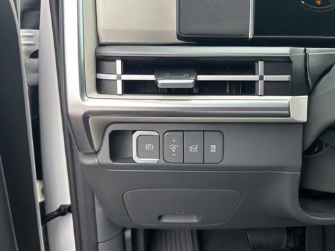 New 2026 Hyundai Santa Fe SE image 18