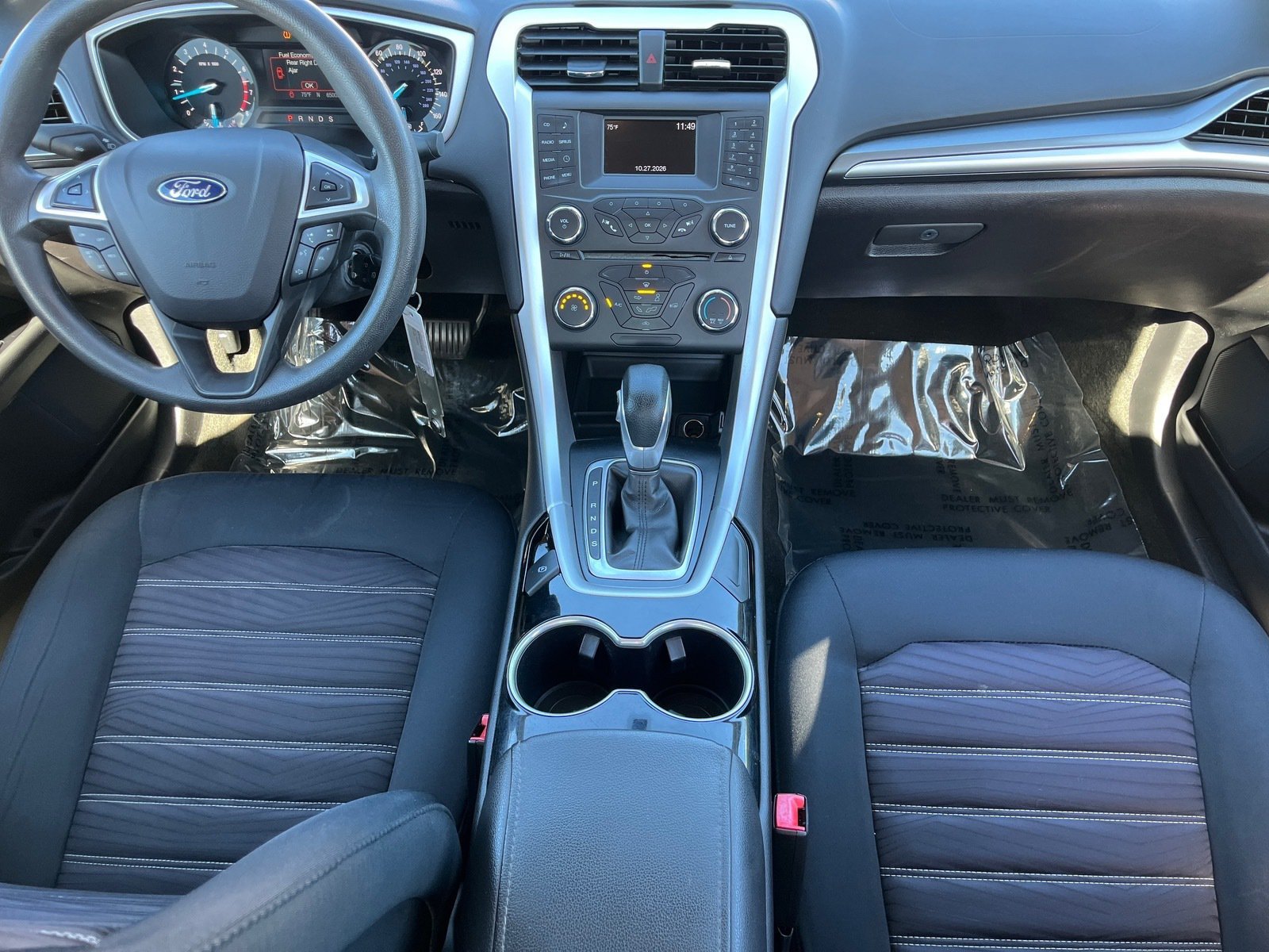 Used 2016 Ford Fusion SE FWD image 14