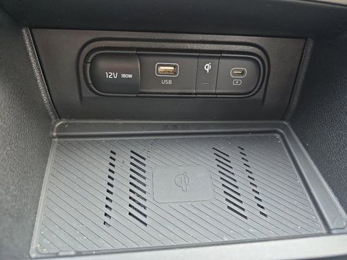 Used 2024 Kia Sportage EX image 27