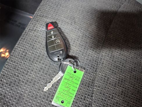 Used 2014 RAM 1500 Big Horn image 33