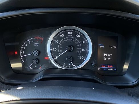 Used 2022 Toyota Corolla LE image 15