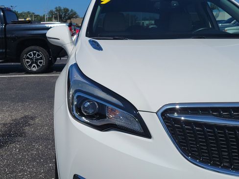Used 2019 Buick Envision Essence FWD image 7