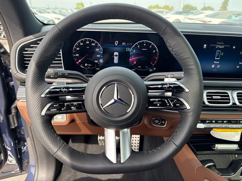 New 2026 Mercedes-Benz GLS 580 4MATIC image 20