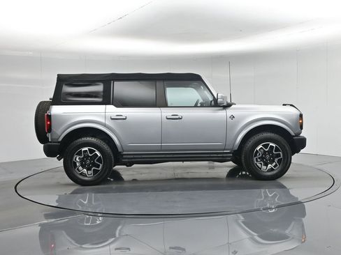Certified 2021 Ford Bronco Outer Banks image 31