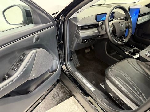 Certified 2023 Ford Mustang Mach-E Premium image 30