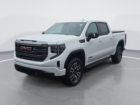 Used 2023 GMC Sierra 1500 AT4 w/ AT4 Premium Package AWD/4WD image 9